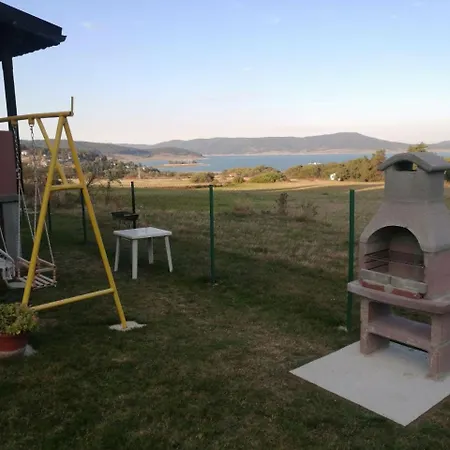 Hébergement de vacances дар *