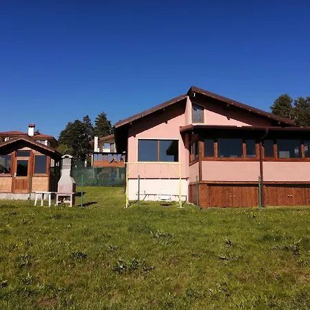Hébergement de vacances дар *